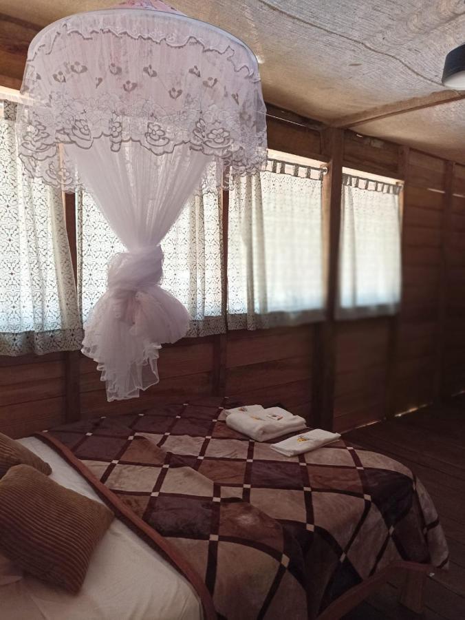 Pampa Hermosa Lake Resort Puerto Maldonado Extérieur photo